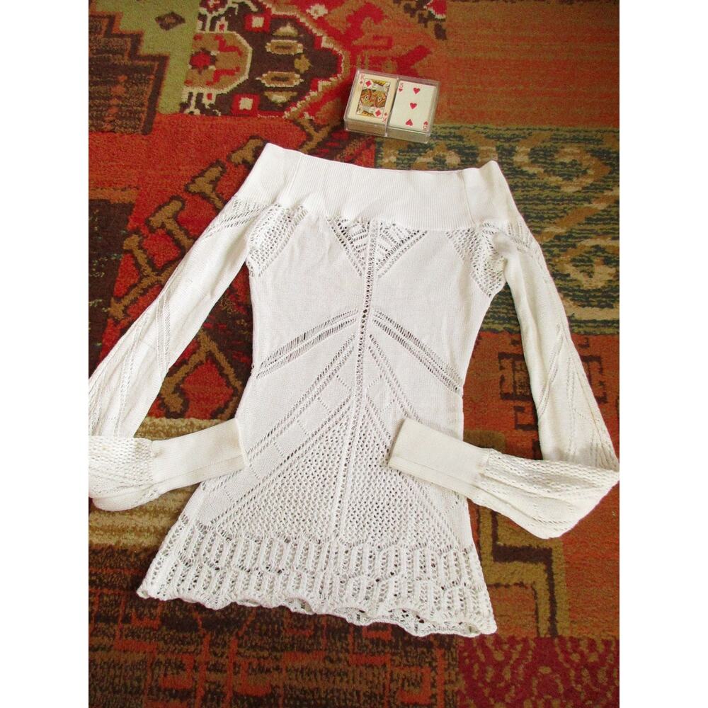Cache White Sweater - Picture 12 of 13